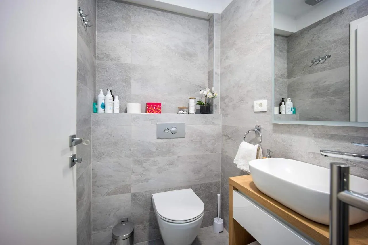 Apartment Sea You Soon By The Beach, 2-Bedrooms Suite In Seget Donji Trogir Croatia