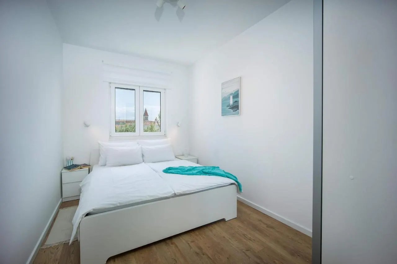 Apartment Sea You Soon By The Beach, 2-Bedrooms Suite In Seget Donji Trogir