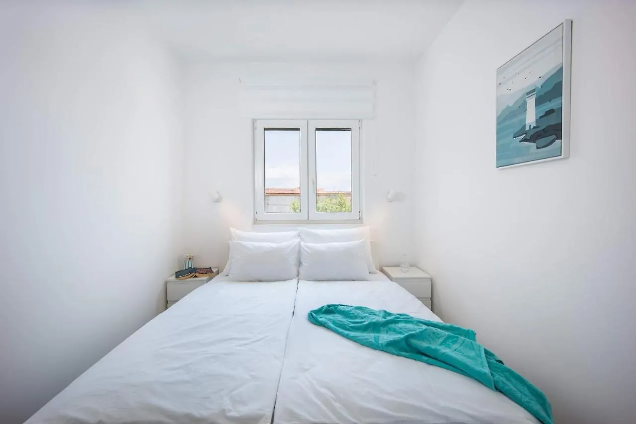 Sea You Soon By The Beach, 2-Bedrooms Suite In Seget Donji Trogir
